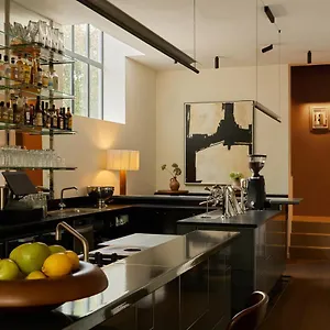https://morgan-mees-rotterdam.thehaguehotels.net