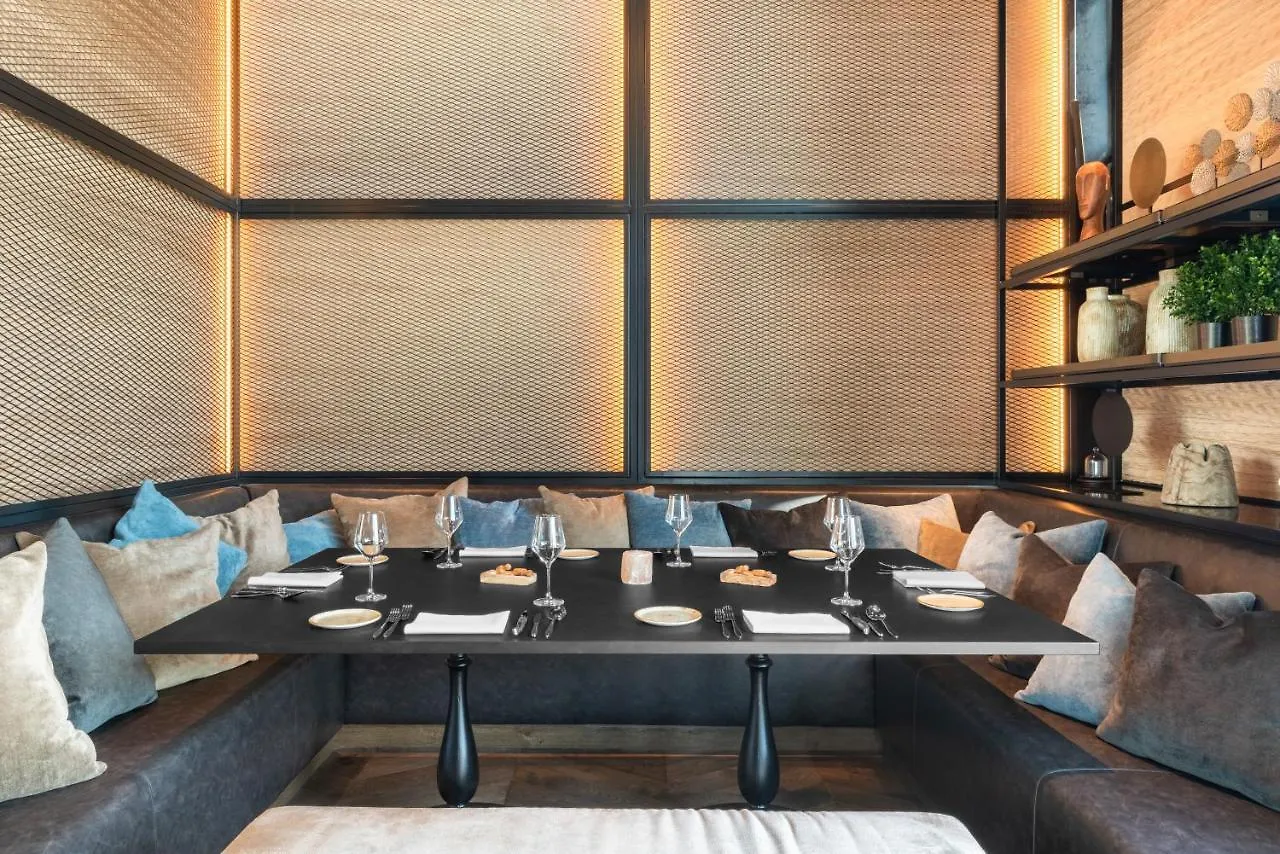 Radisson Hotel&Suites Amsterdam South Amstelveen 4*,  Nederland